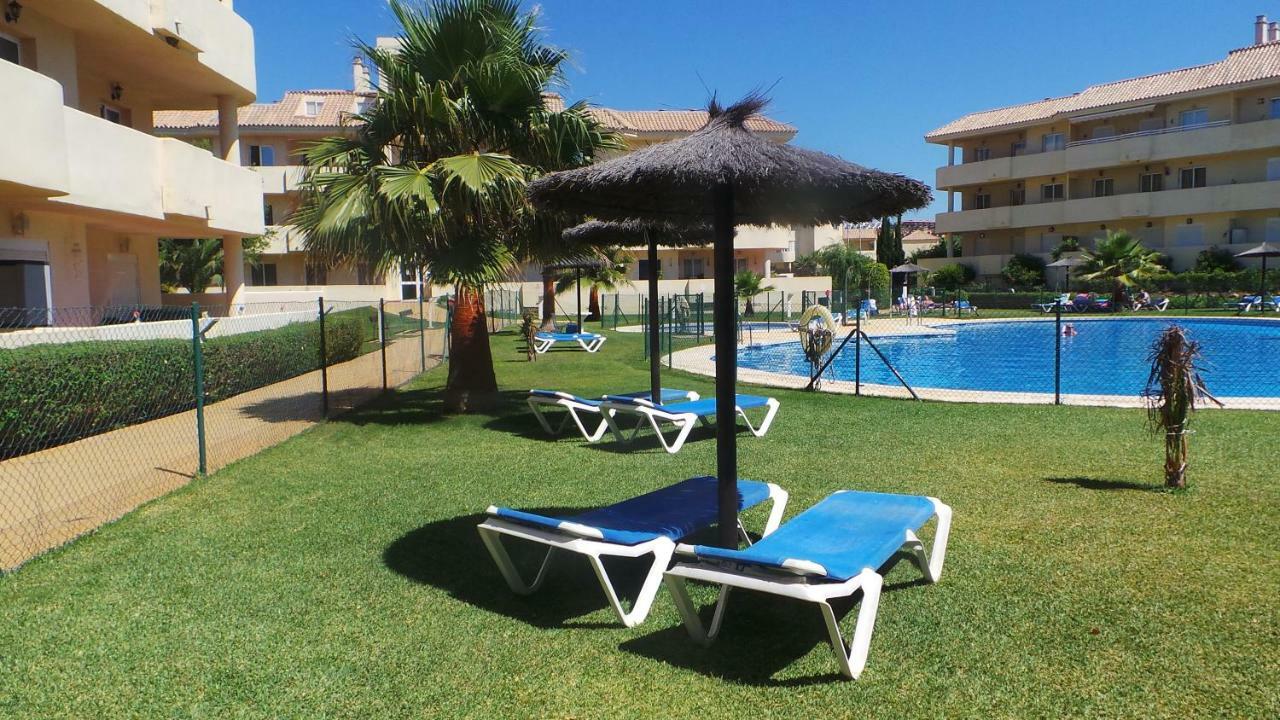 Sun, Sand And A Drink In My Hand Manilva Exterior foto